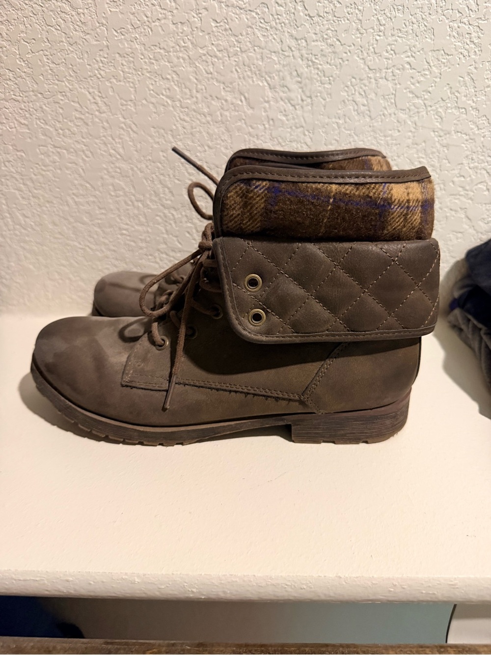 Women's Fold-Over Lace-Up Ankle Boots in Brown